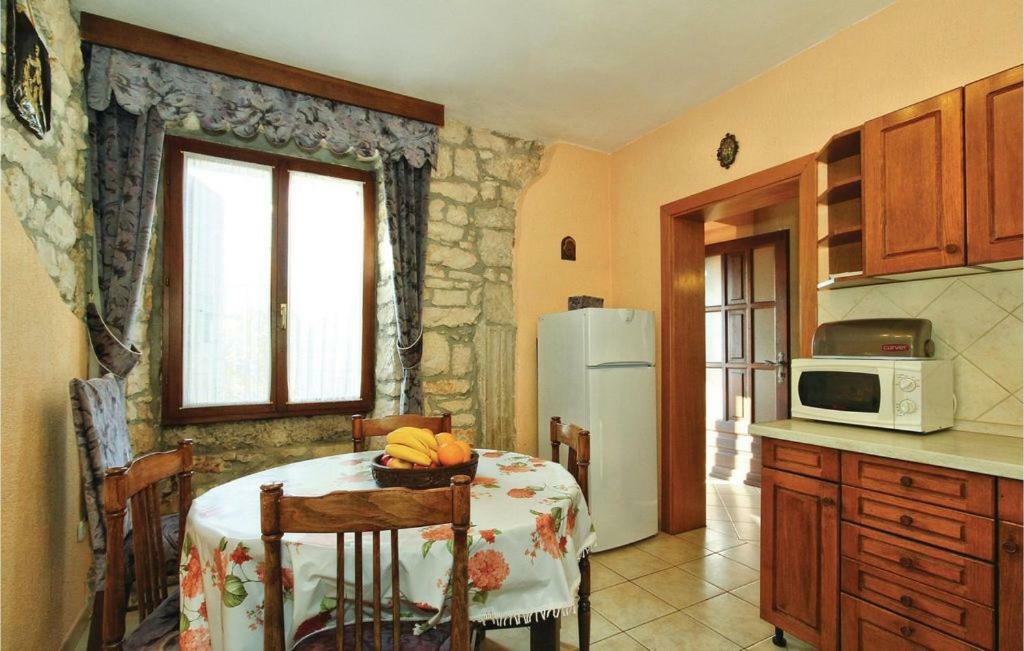 Mugeba 3 Bedroom Accommodation Porec Luaran gambar